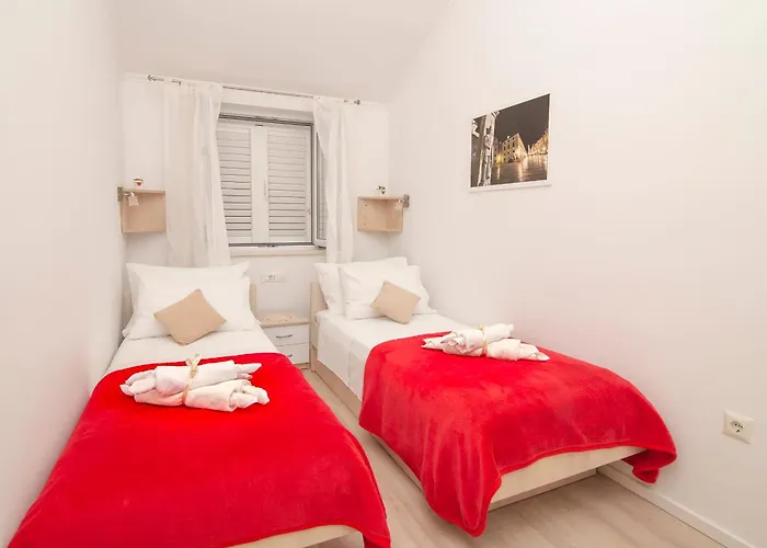 Superb View 1 アパート