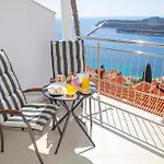 Superb View 1
